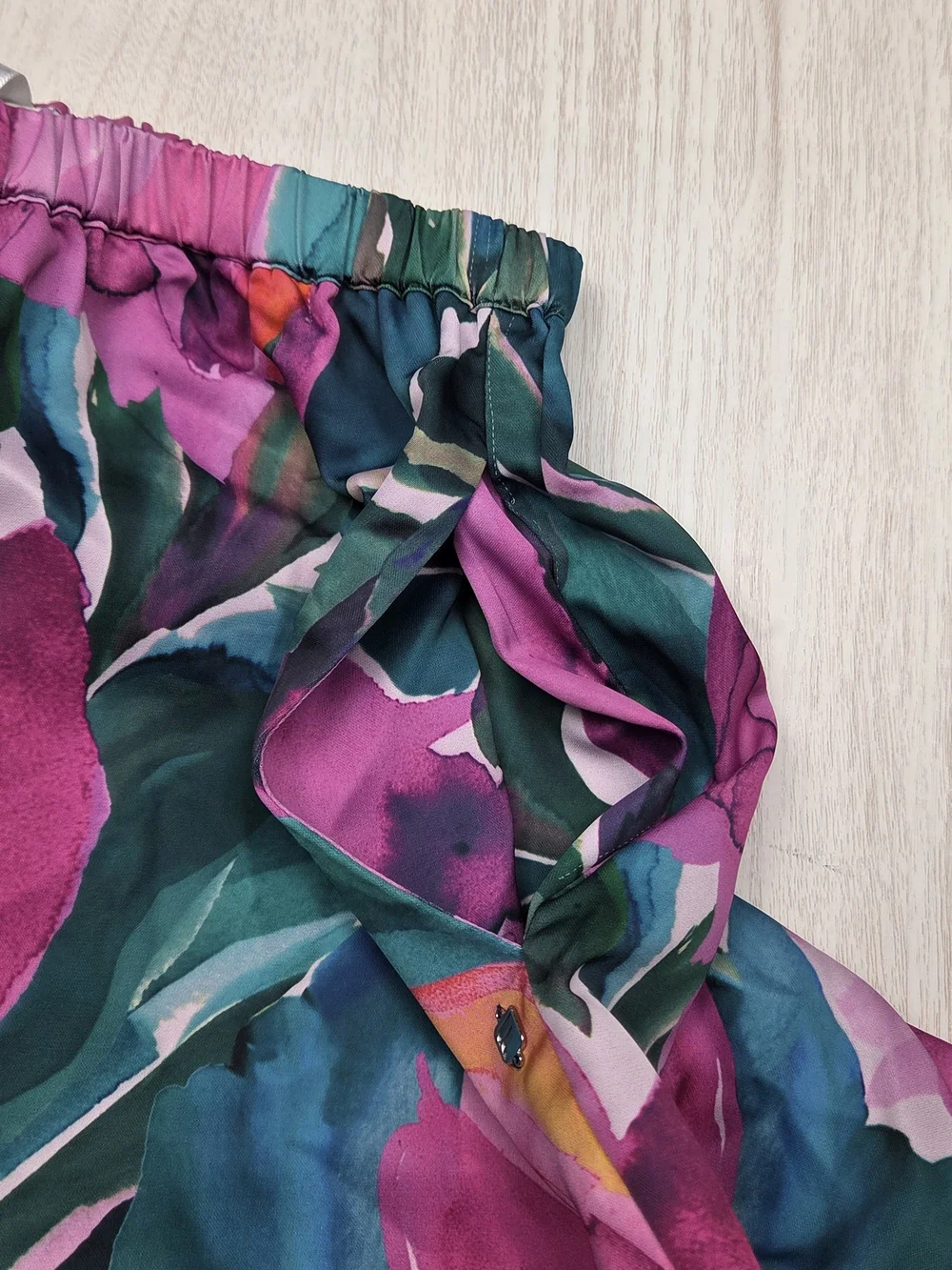 Fabletics EcoSatin Pajama Set - Painted Tulips Floral (2-Piece) Size Small
